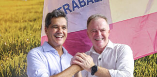 Ricardo Ferraço assume governo com compromisso de continuar ritmo acelerado de Casagrande